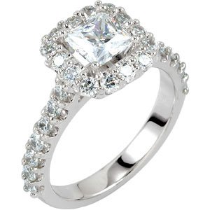 Engagement Ring Set With Pave Diamonds